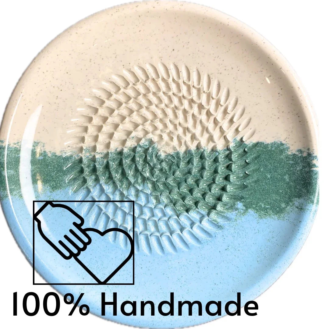 Nube – Handmade Ceramic Grater Plate for Garlic & Ginger (Light Blue)